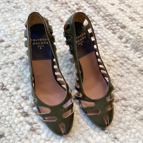 Laurence Dacade Paris Cutout Patent Leather Peep Toe Pumps Olive Green, Size 6 - Picture 7 of 8